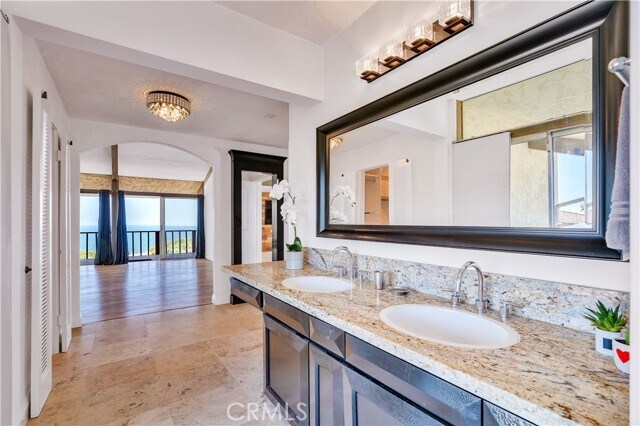 Building Photo - 1500 Paseo Del Mar