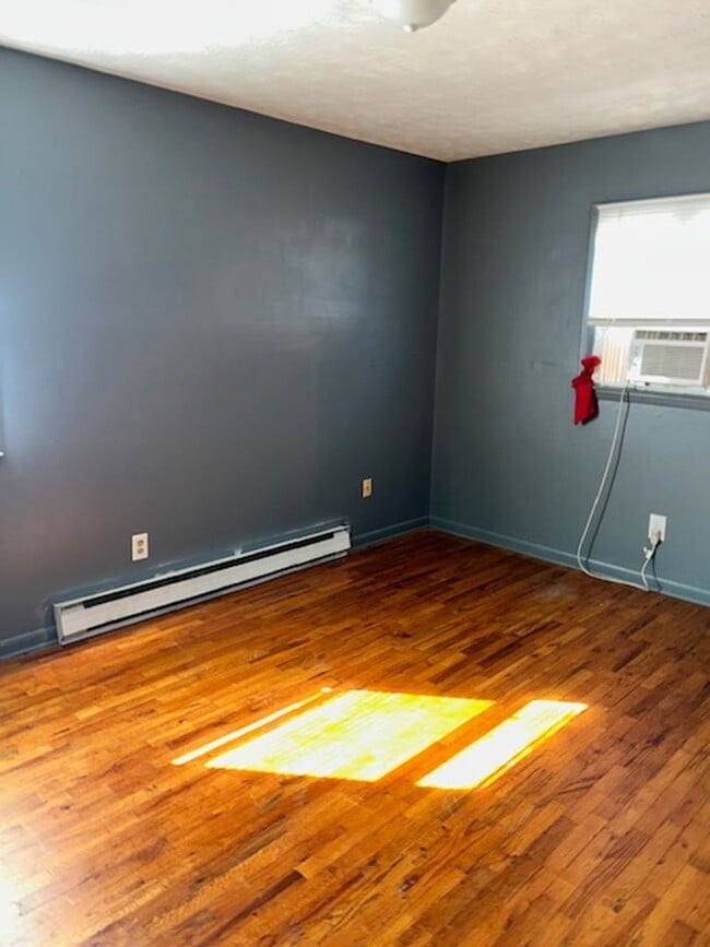 Building Photo - 954 Spruce St