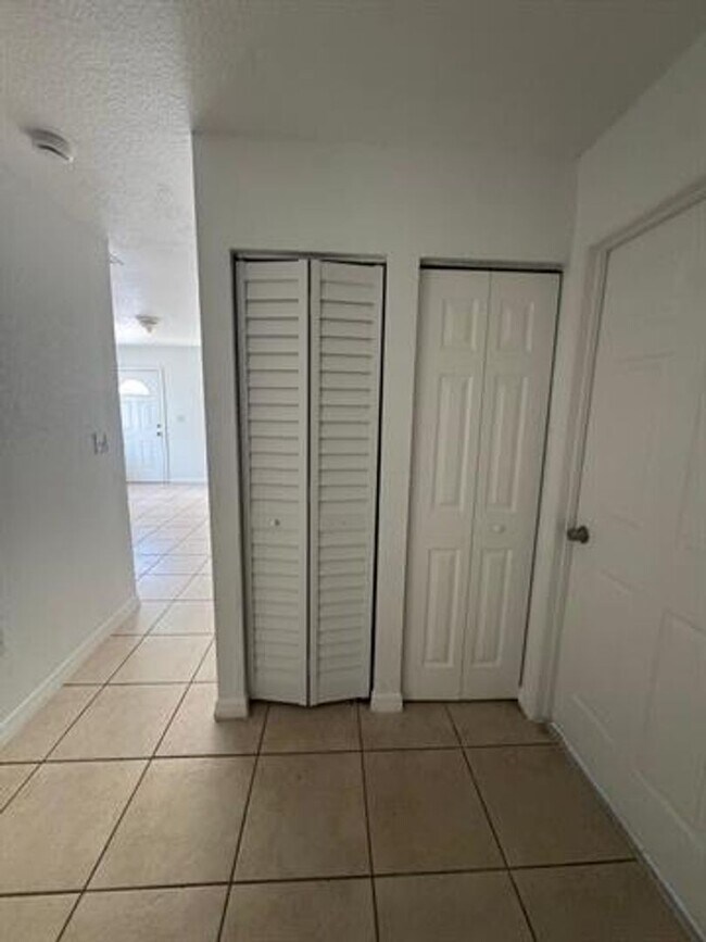 Building Photo - 240 NW 56th St