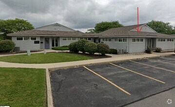 Building Photo - Airport North Office Park - Suites