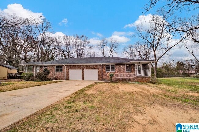 Building Photo - 126 E Jones Ct