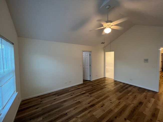 Building Photo - 3059 Serenity Ln