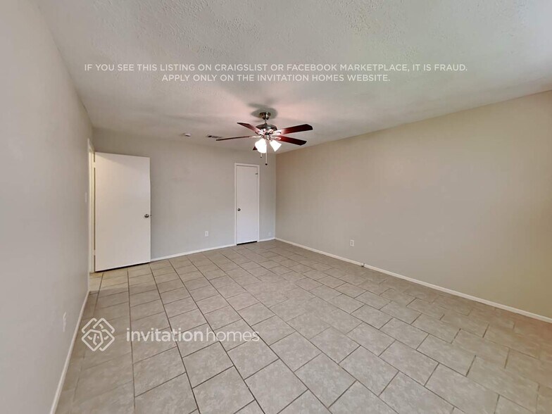 Building Photo - 16511 Forest Bend Ave