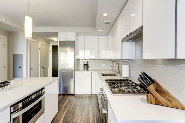 Building Photo - Stylish Logan Circle Condo with Premium Finishes & Unbeatable Location!