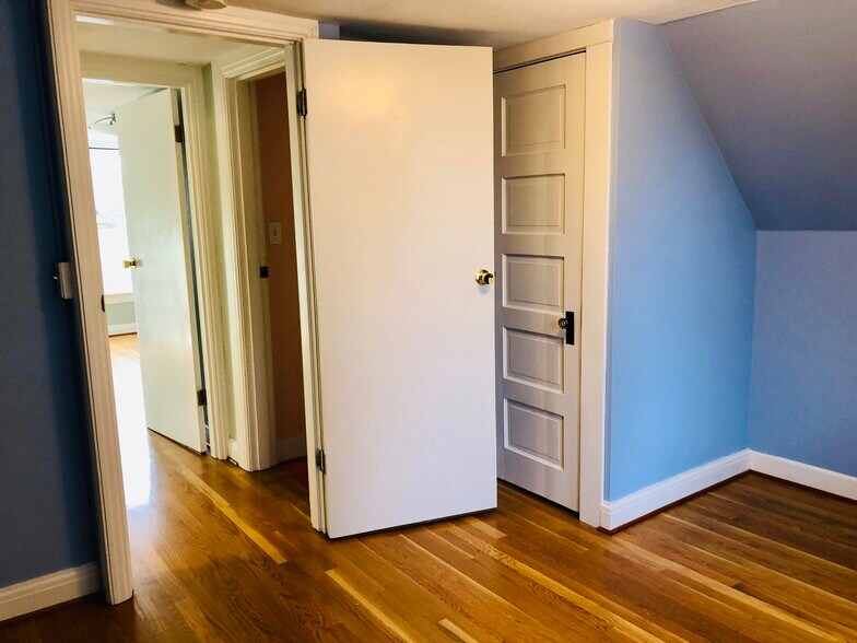 Second-floor bedroom 2 - 5336 SE 44th Ave