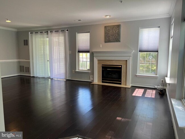 Primary Photo - 13001 Bridger Dr