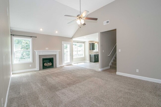 Building Photo - 209 Azalea Dr