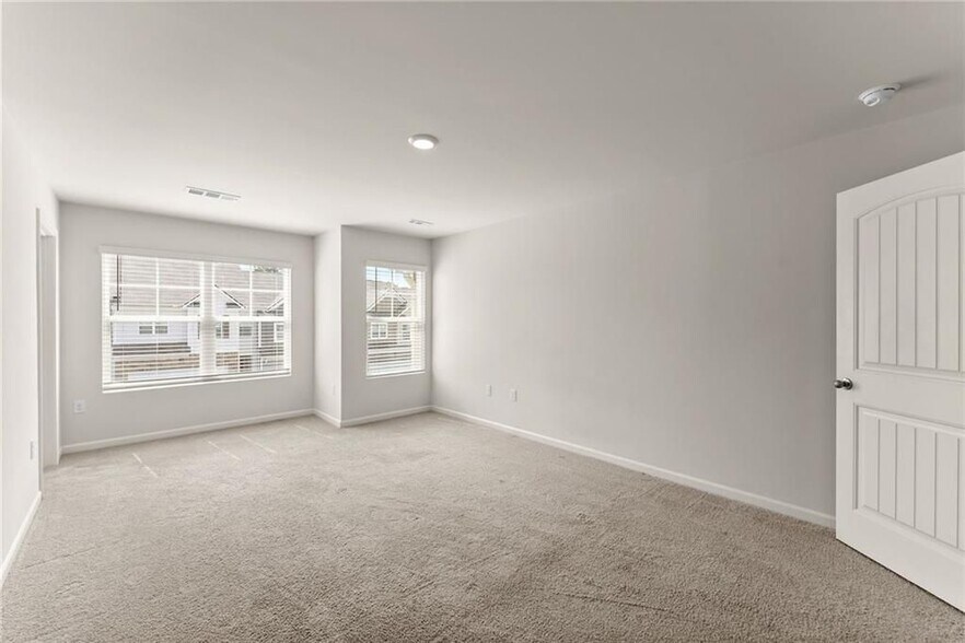 Building Photo - 300 Stoneybrook Dr