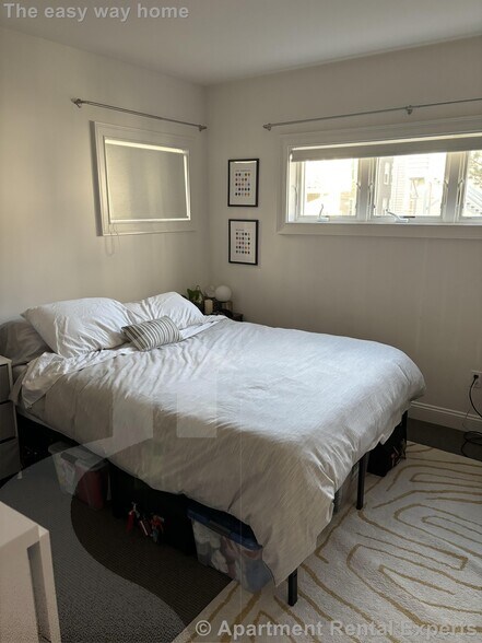 Building Photo - 157 Auburn St