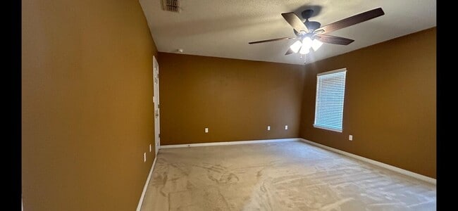 Building Photo - 267 Limestone Cir