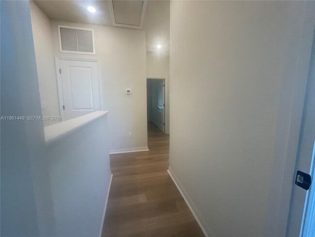 Building Photo - 5060 Eucalyptus Dr