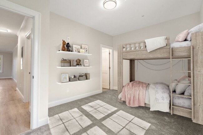 Building Photo - 242 Main St