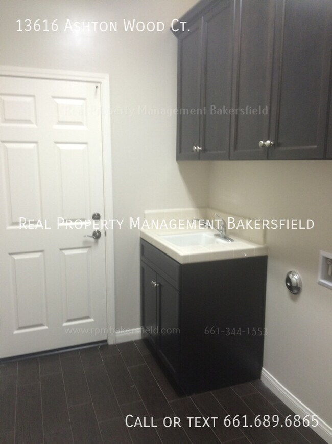 Building Photo - 13616 Ashton Wood Ct