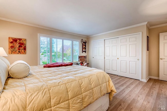 Building Photo - 7556 Oak Leaf Dr