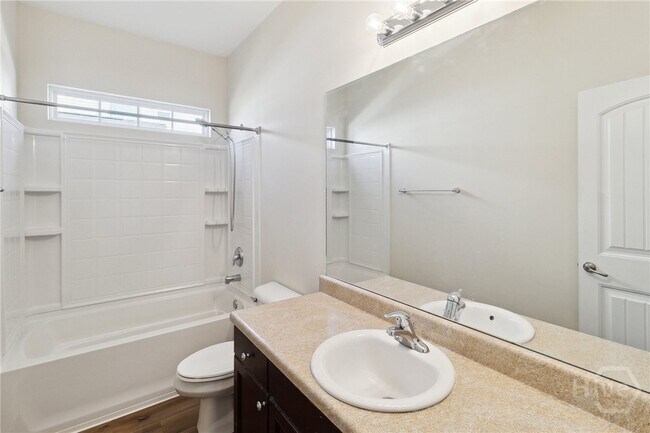 Building Photo - 117 Greyfield Cir