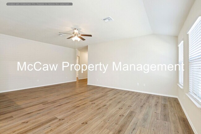 Building Photo - 3000 Risinger Rd