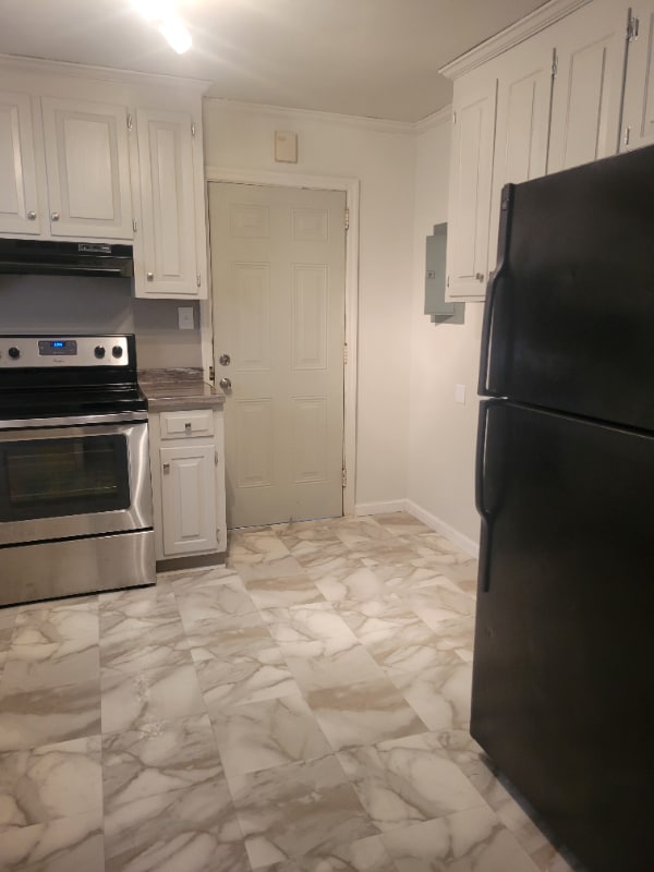 Building Photo - 1620 Old Wilson Rd