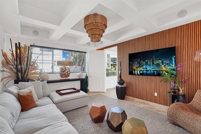 Building Photo - 2143 N Bay Rd