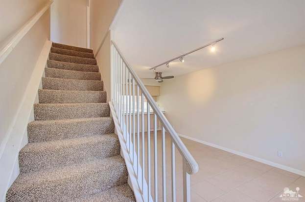 Building Photo - 424 Tava Ln