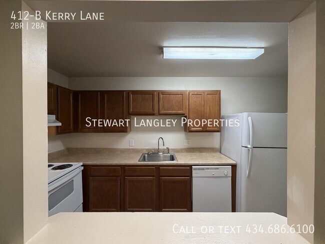 Building Photo - 412 Kerry Ln