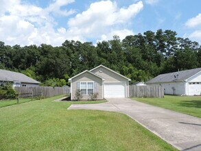Building Photo - Affordable Bungalow!