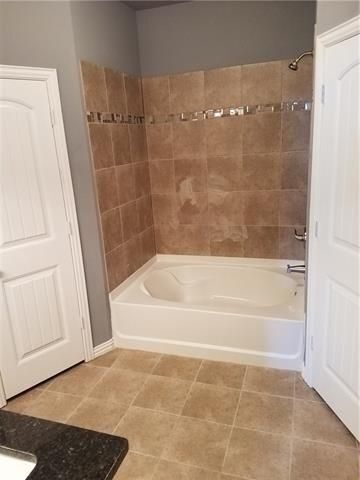 Building Photo - 640 Kimbrough St