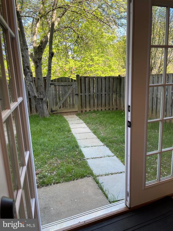 Building Photo - 25 Capps Ct