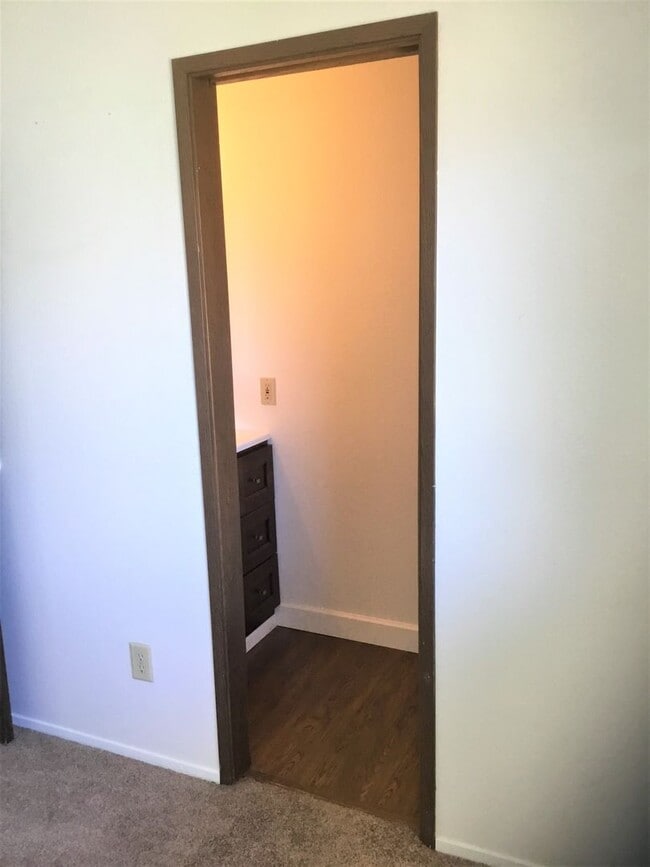 Building Photo - Arbor Lodge Ranch