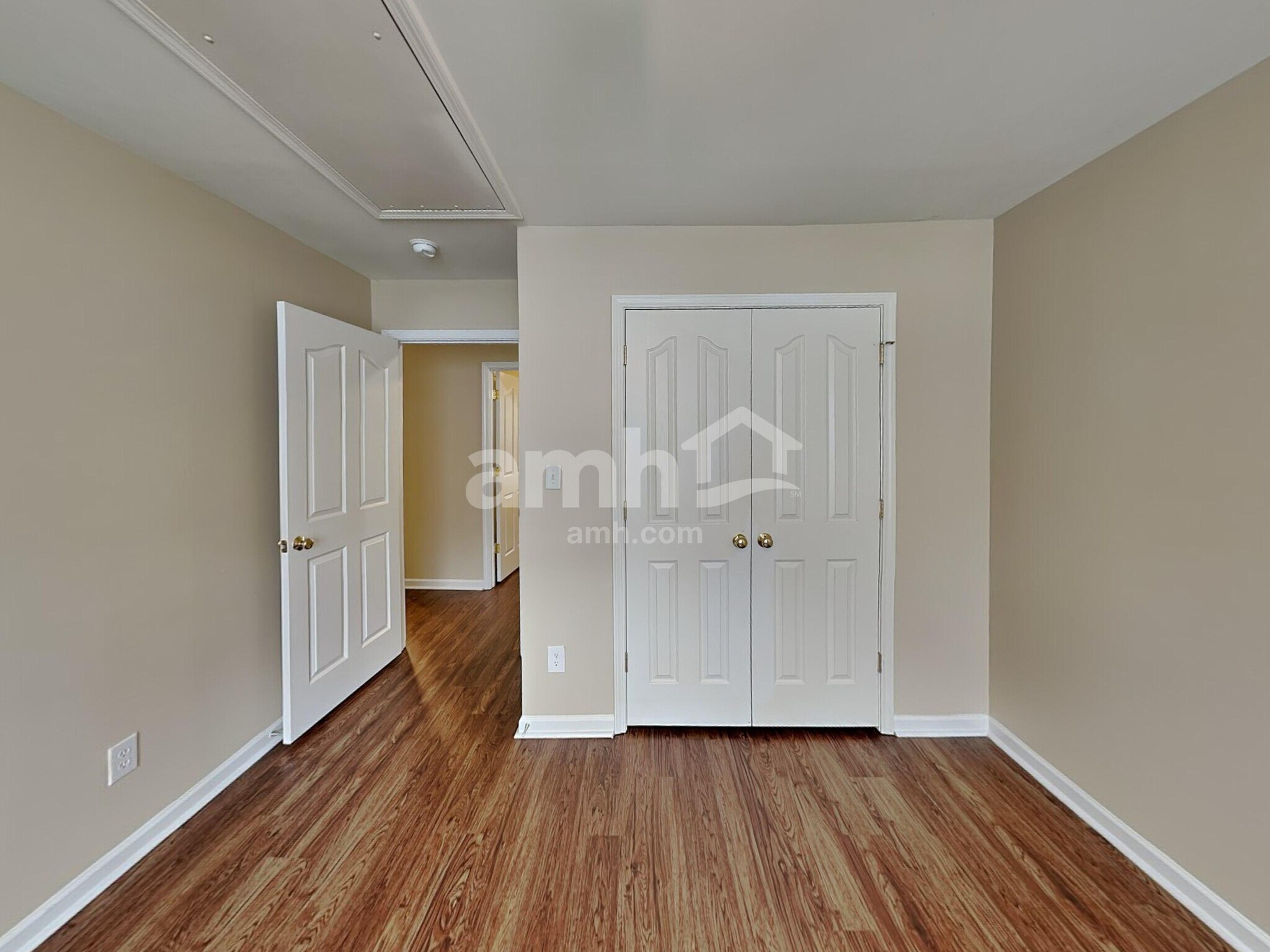 Building Photo - 7355 Sedgebrook Dr W