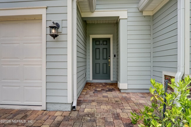 Building Photo - 10386 Pavnes Creek Dr