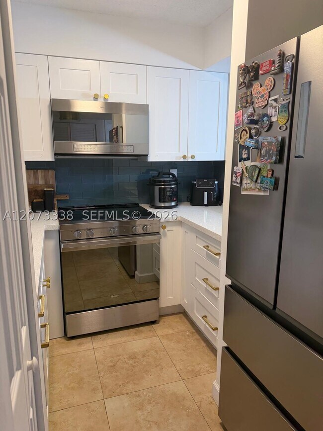 Building Photo - 14930 SW 82nd St