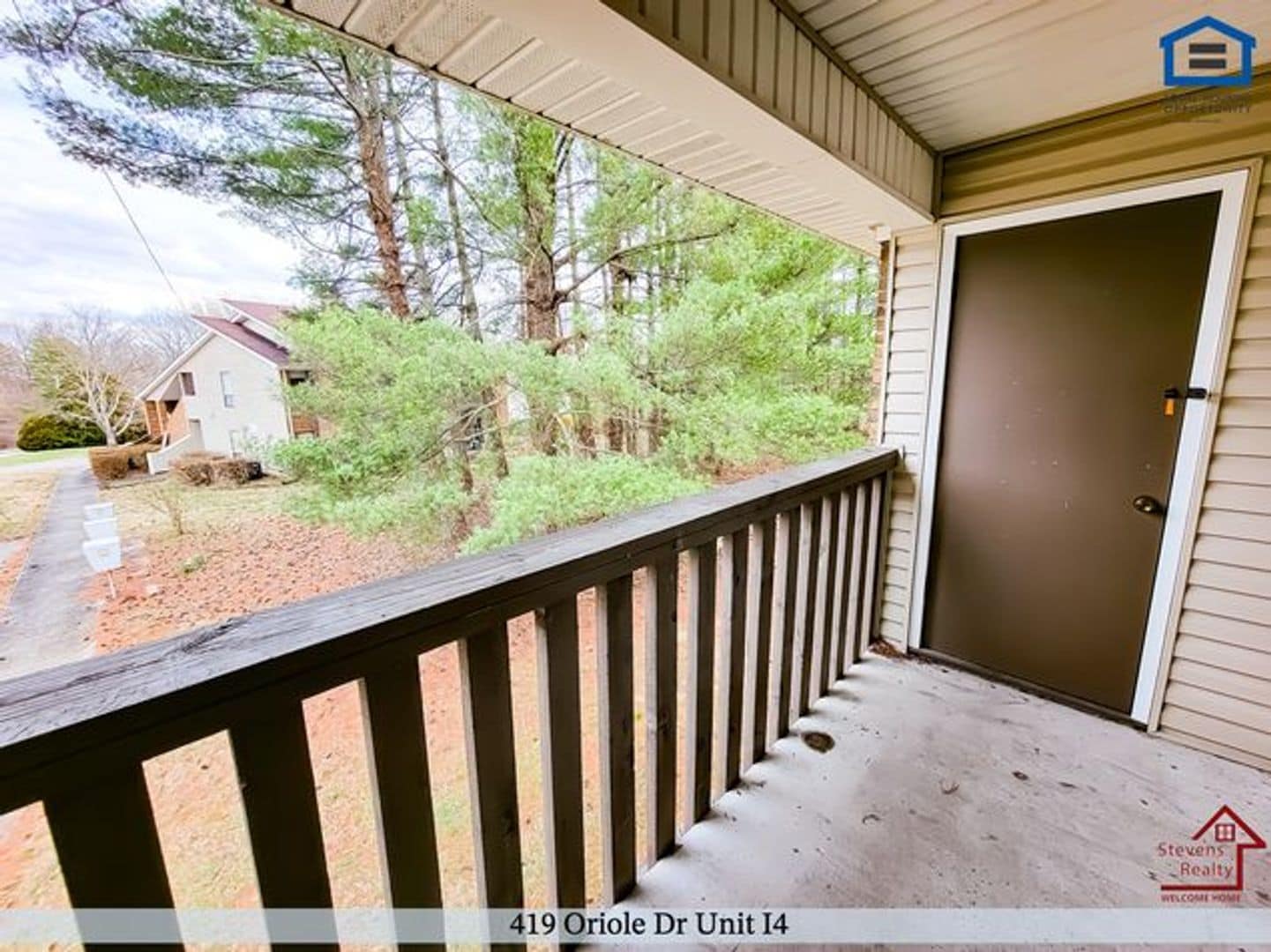 Building Photo - 419 Oriole Dr