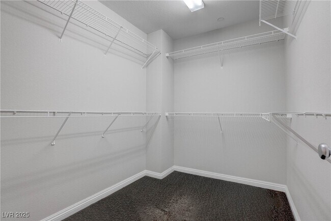 Building Photo - 3108 Zara Ave