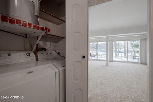 Building Photo - 24 Danbury Ct