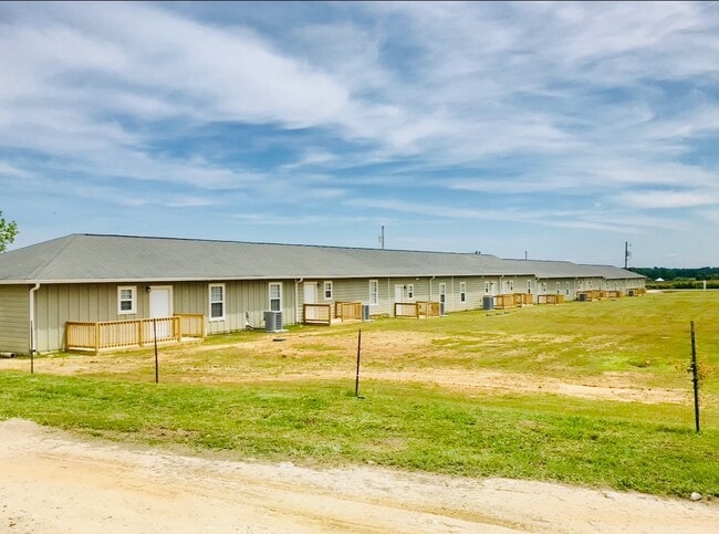 Building Photo - 4005 County Rd 34