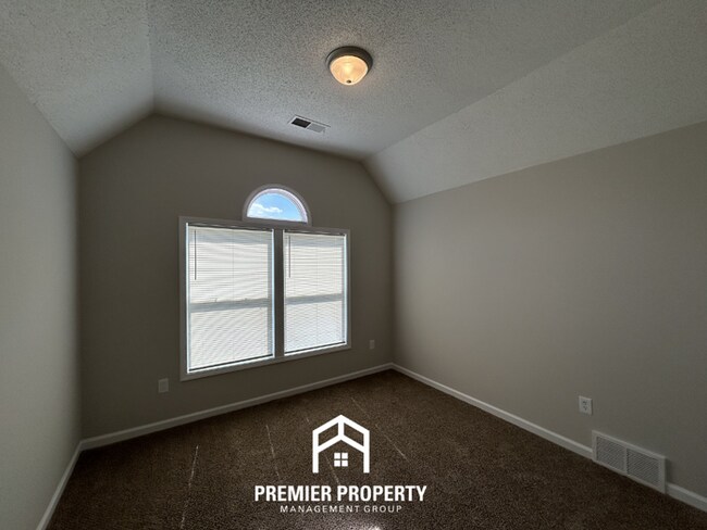 Building Photo - NEWLY RENOVATED 4BR/2.5BA Luxury Home | 2,613 Sq Ft, Vaulted Ceilings & Soaking Tub