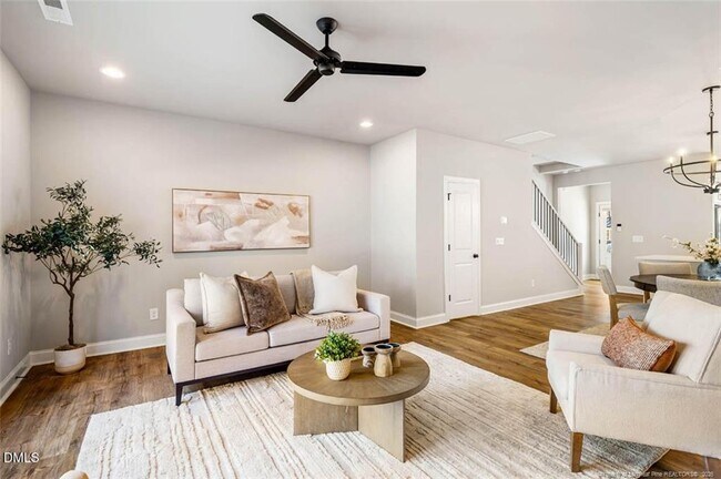 Building Photo - 5709 Parker Pnes Ct