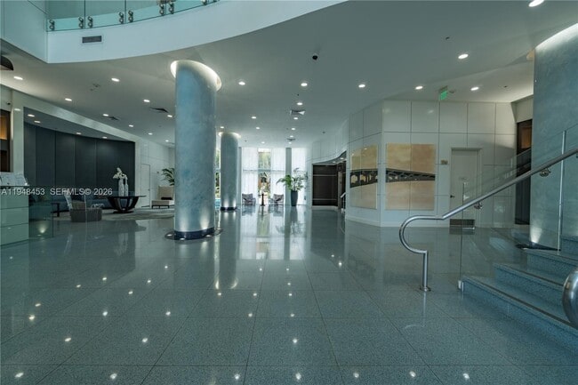 Building Photo - 18800 NE 29th Ave