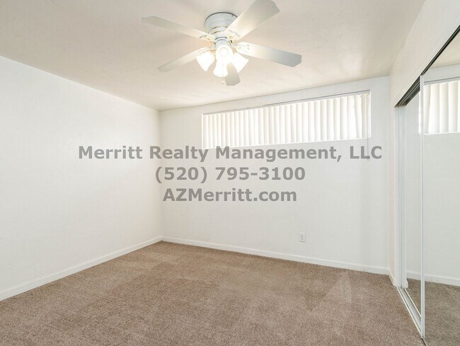 Building Photo - Sam Hughes 4 bedroom, 3 bath home with was...