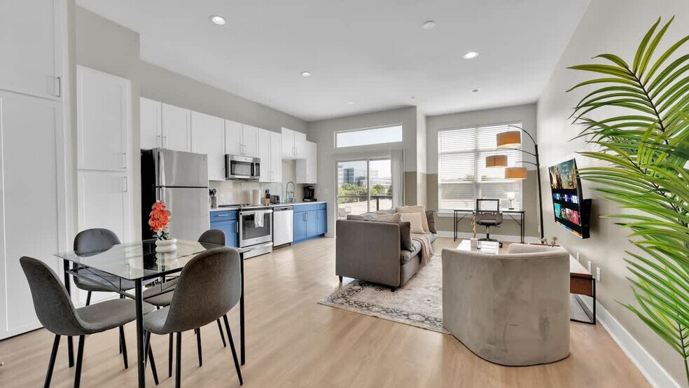 Building Photo - 2901 Indiana St