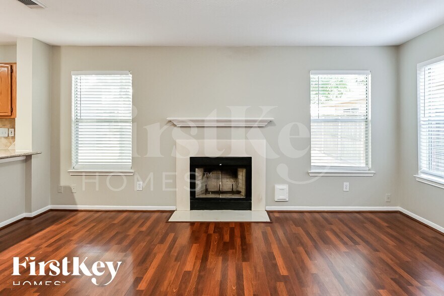 Building Photo - 19022 Forest Trace Dr