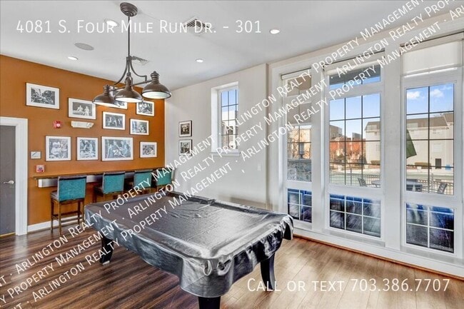 Building Photo - 4081 S Four Mile Run Dr