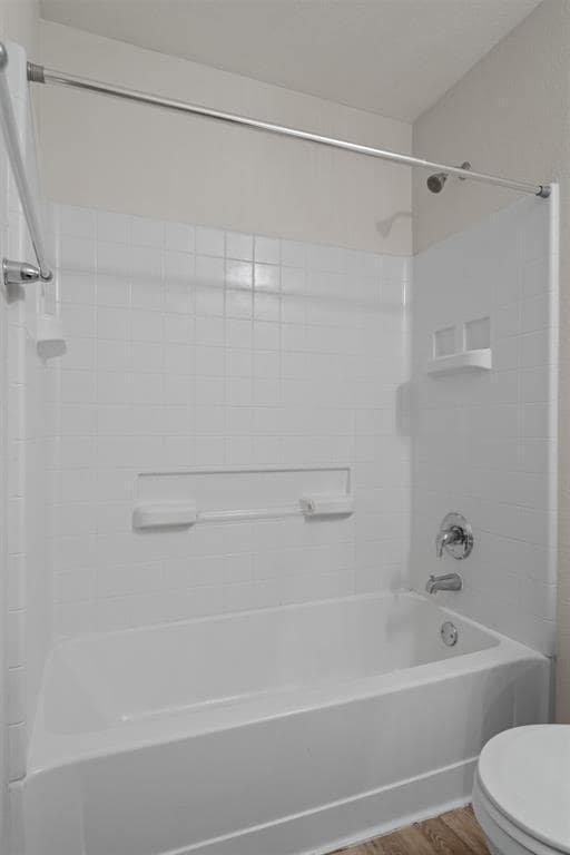 Building Photo - 5825 Silver Screen Dr