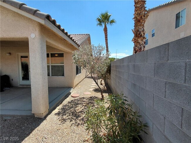 Building Photo - 6132 Peggotty Ave