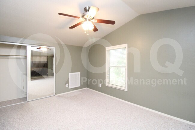 Building Photo - 4144 E Jasper Dr