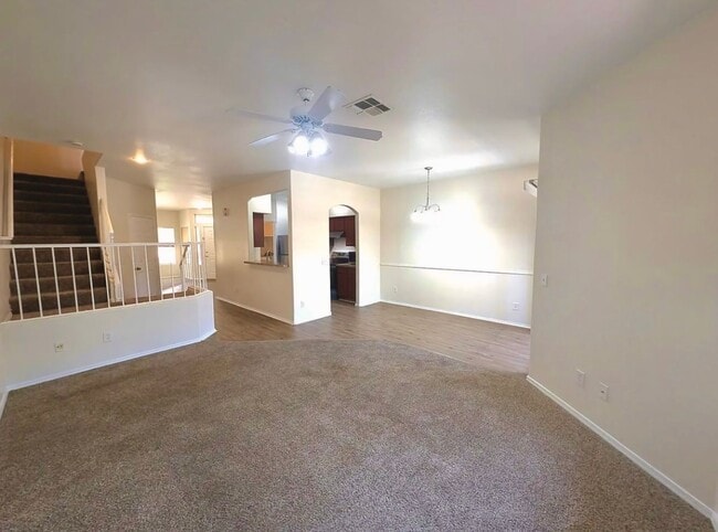 Building Photo - 3 Bedroom Townhome at Townes at Southpark ...
