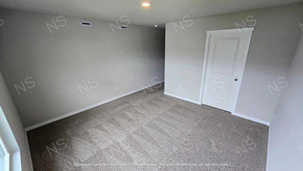 Building Photo - 523 Kinley Dr