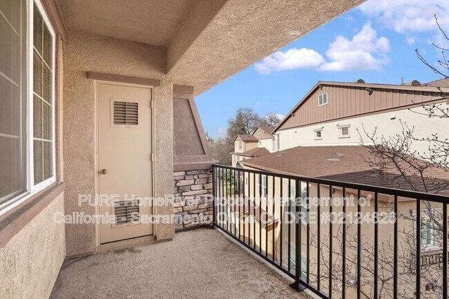 Building Photo - 6551 Hearthstone Cir