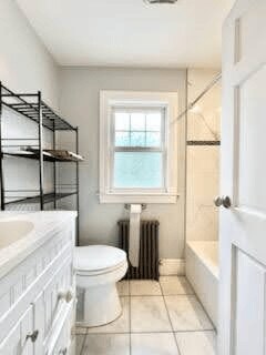 Building Photo - 41 Saybrook St