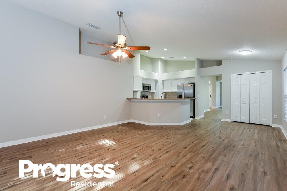 Building Photo - 4926 Walnut Ridge Dr
